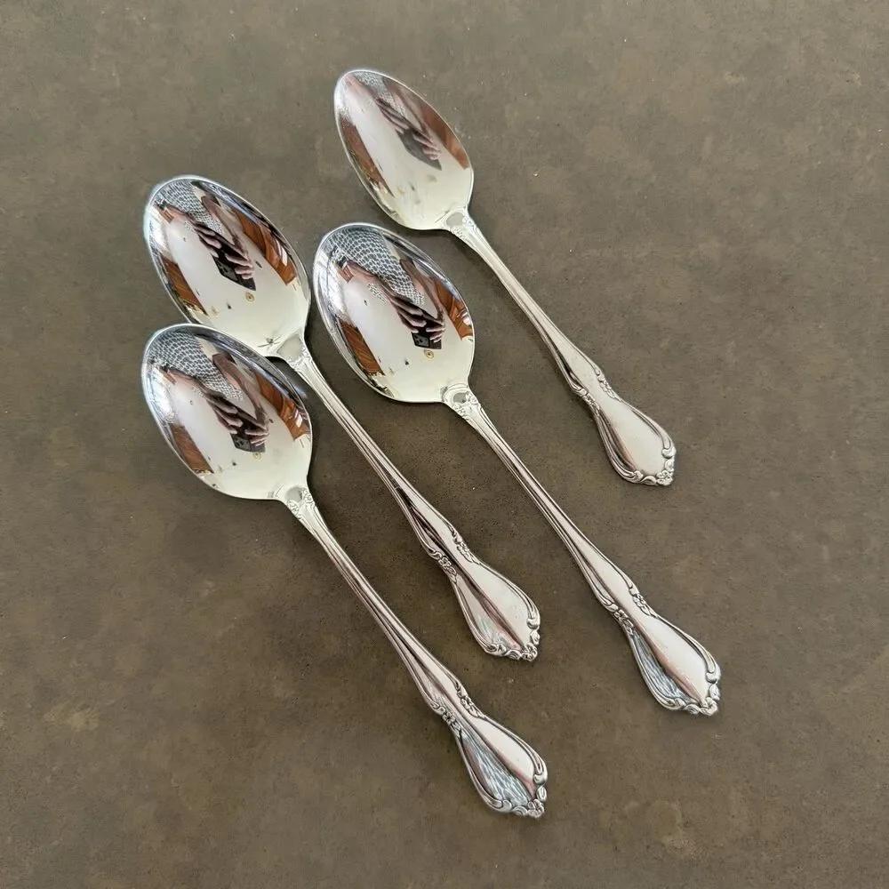Vintage 6 Oneida craft Deluxe Stainless CHATEAU Soup & Teaspoons Glossy EUC